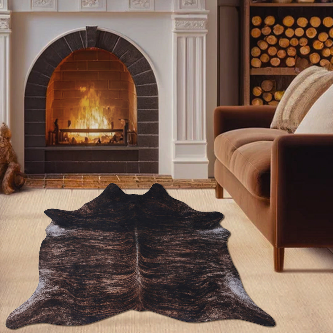 Cowhide online Rug in black and brown by Modani